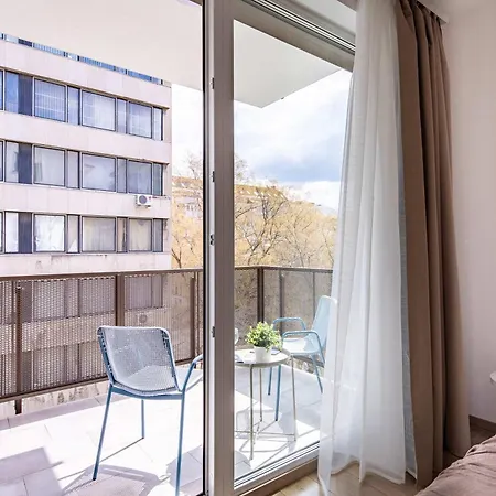 شقة - Balcony - Urban Retreat *